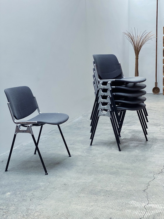 Image 1 of 12x Giancarlo Piretti for Castelli DSC 106 Italy 1960s stacking chairs Dining room chairs Houndstooth pattern