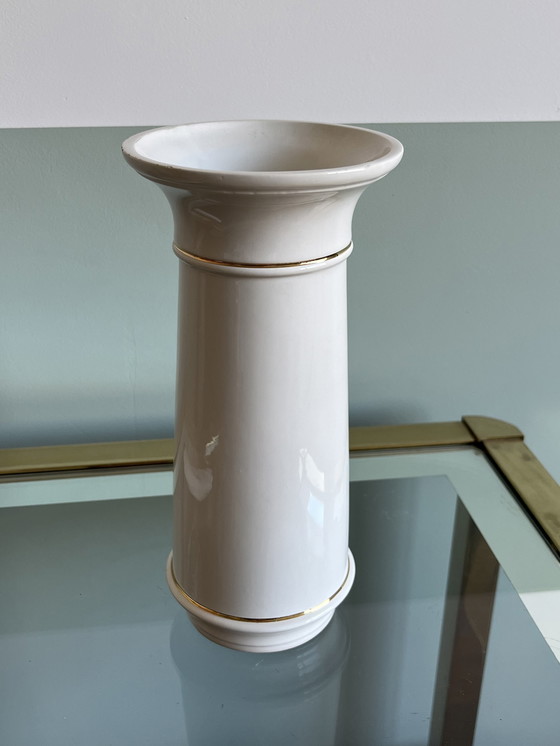 Image 1 of Vase vintage blanc et or Basello