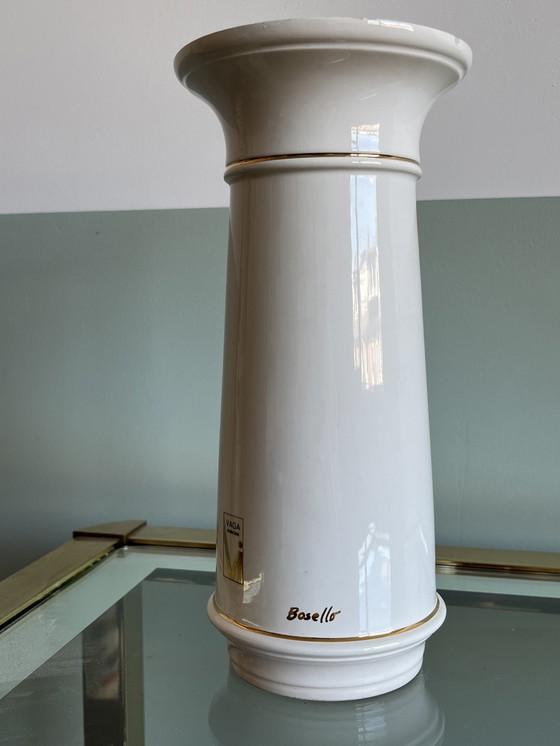 Image 1 of Vaso vintage bianco e oro Basello