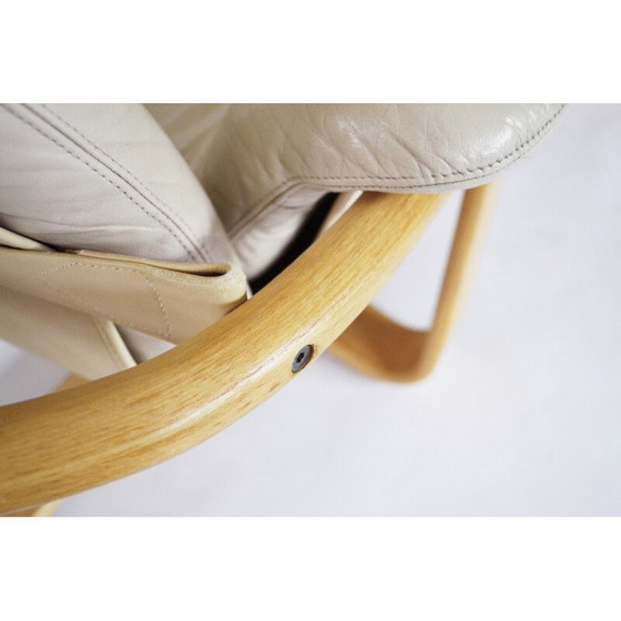 Image 1 of Pair of vintage Scandinavian beige Manta armchairs by Ingmar Relling for Westnofa, Norway 1970s