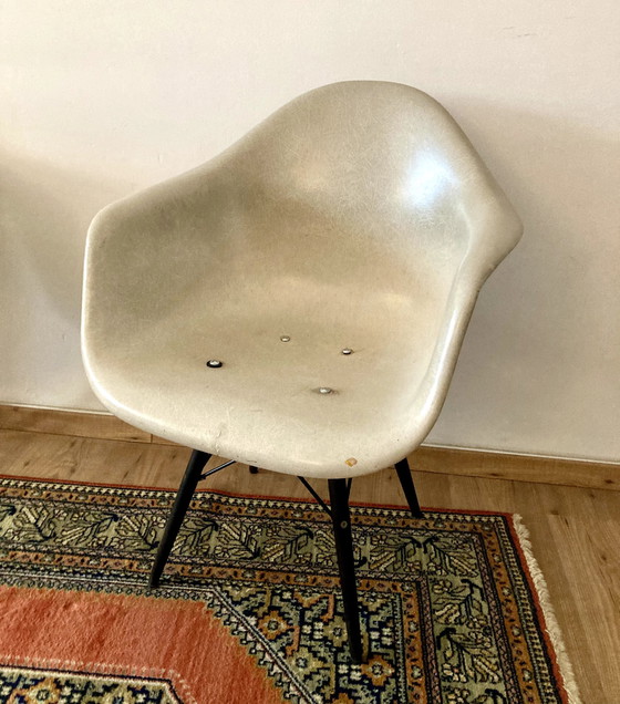 Image 1 of Sedia vintage in fibra di vetro Herman Miller