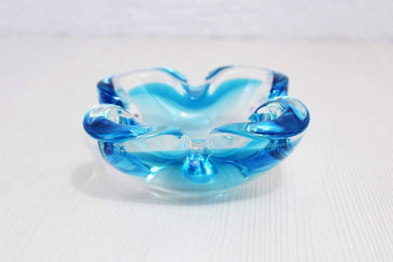 Image 1 of Magnifique cendrier en verre de Murano