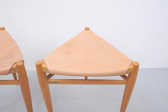 Image 1 of Uno & Östen Kristiansson three-legged stool oak leather 1950 luxury Sweden