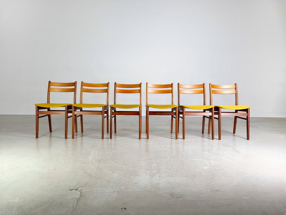 Image 1 of Set of 6 Midcentury Chairs Teak Danish Design Yellow 1960