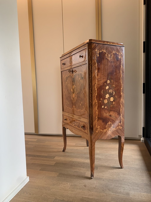 Bar furniture in marquetry