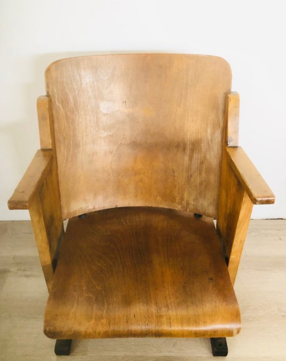 Image 1 of Sedia vintage da cinema/teatro in legno