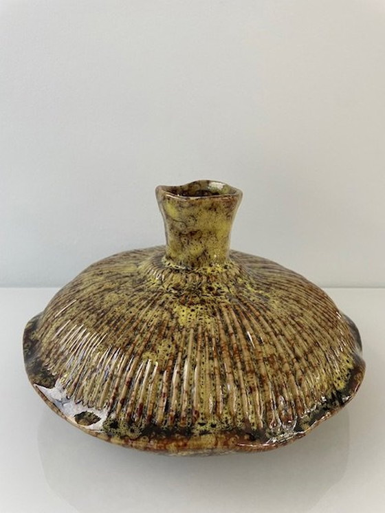 Image 1 of Jarrón de diseño Fungo de cerámica esmaltada verde musgo/marrón