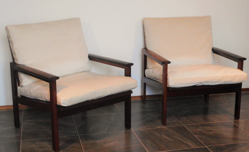 Illum Wikkelsø Rosewood Armchairs For Niels Eilersen (2)