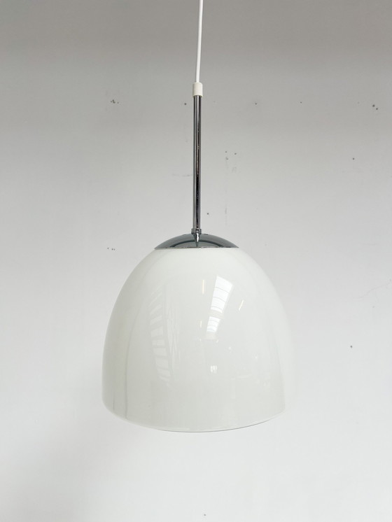 Image 1 of Lampada da soffitto Delta in vetro opalino di Louis Poulsen, anni &#39;60