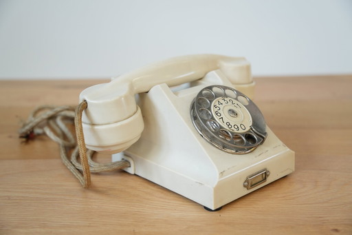 Vintage 1940s Ericsson Bakelite Rotary Phone – Industrial Design