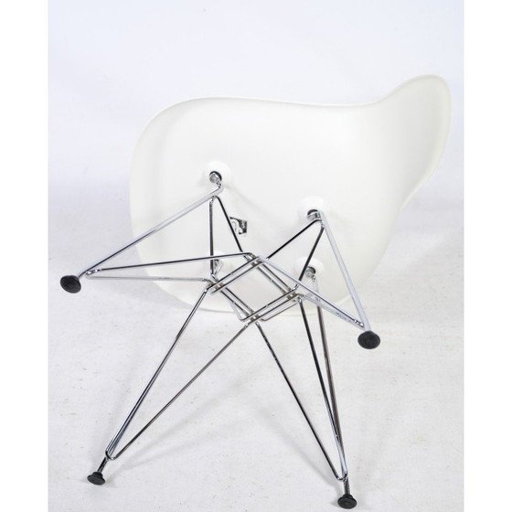 Image 1 of Vintage white plastic Dsr chair by Charles and Ray Eames, 1948s