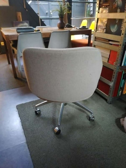 Artifort Model Gap Office Chair With Wheels Designer Khodi Feiz