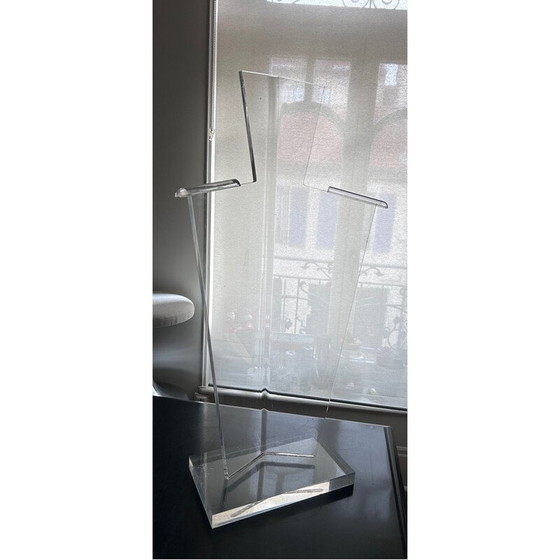 Image 1 of Busto vintage in plexiglass, 1980