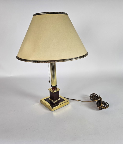 Herda - Hollywood Regency Style - Brass - Pull Pendant Table Lamp - 3E Quarter 20th Century