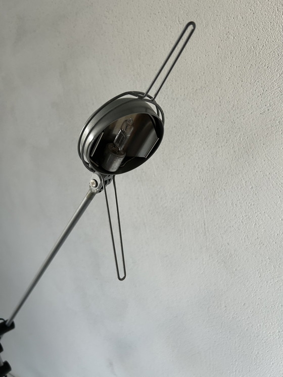 Image 1 of Lampada da tavolo di design per interni Isis