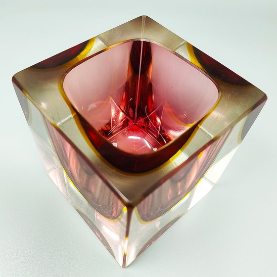 Image 1 of 1960s Stunning Large Murano Pink Ashtray or Catch-All By Flavio Poli for Seguso