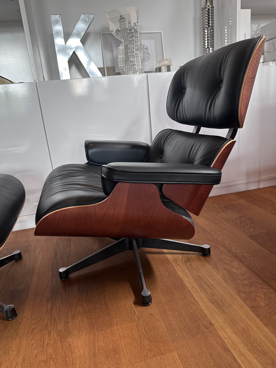 Image 1 of Eames lounge chair