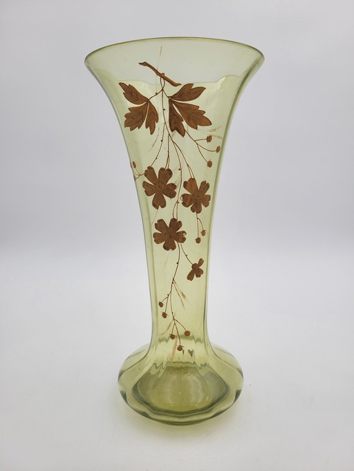 Pale Green Art Deco Fan Vase