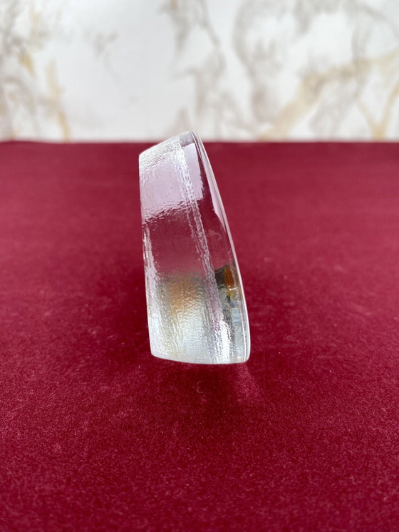 Image 1 of Escultura de ardilla de cristal de plomo de Mats Jonasson (Sueco) / Pisapapeles pequeño con etiqueta y firma / Arte vintage y ob