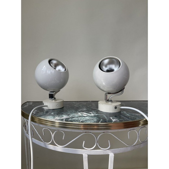 Image 1 of Pair of vintage Eyeball wall lamp in white plastic and chrome, UK 1960