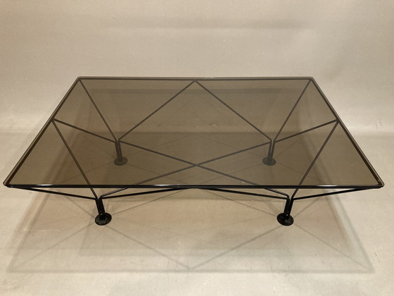 Image 1 of Design coffee table in glass and metal.