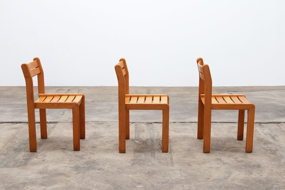 Image 1 of Lotto di sedie impilabili francesi d'epoca in legno di faggio, 1960