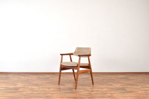 Mid-Century Danish Teak Armchair By Svend Åge Eriksen For Glostrup, 1960S.