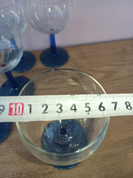 Image 1 of Set of 11 vintage wine glasses Luminarc