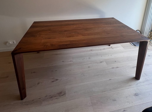 Artisan dining table Hanny