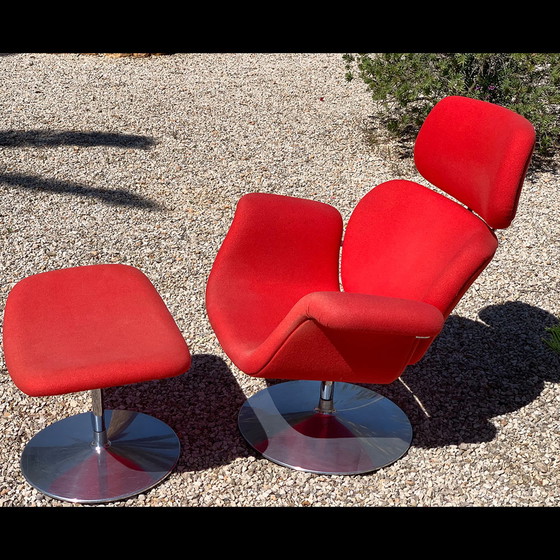 Image 1 of Artifort Big Tulip armchair with footstool