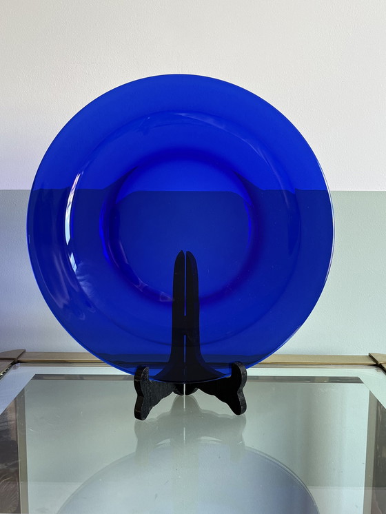 Image 1 of Grande alzata per torta in vetro blu vintage 