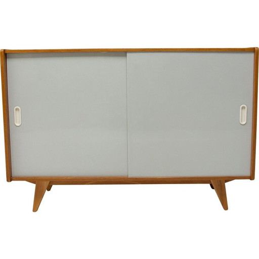 Credenza vintage in legno di faggio U-452 di Jiří Jiroutek, Cecoslovacchia 1960