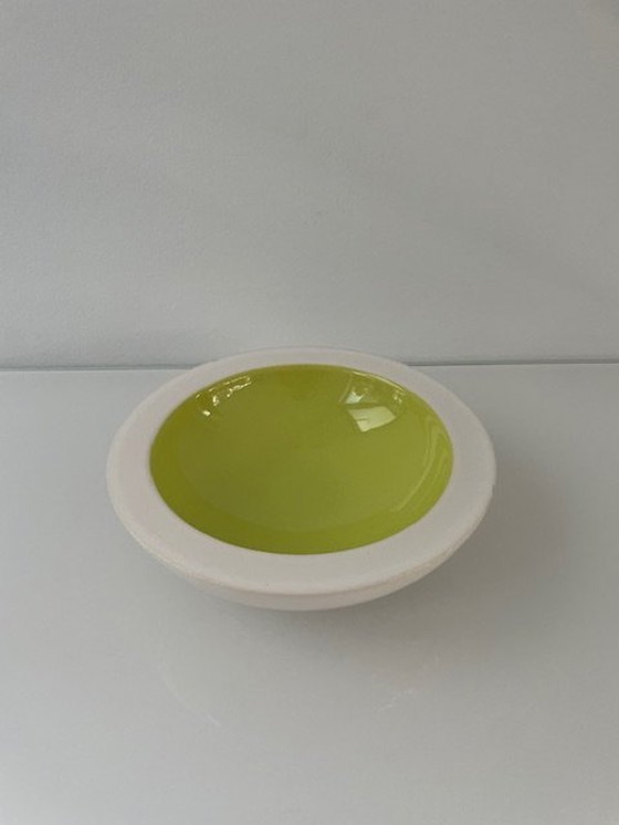 Image 1 of Bowl Lime/White Round Design By Veip Benelux