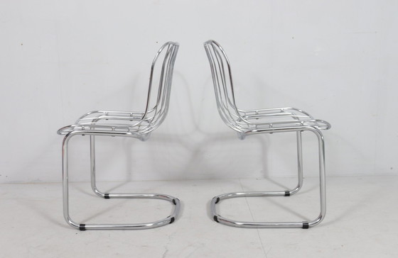 Image 1 of 4 cantilever chairs with armrests, Italy, 1970s