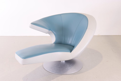 Leolux Parabolica swivel armchair