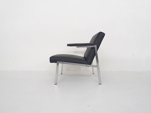 Martin Visser for 't Spectrum model SZ66 lounge chair, The Netherlands 1964