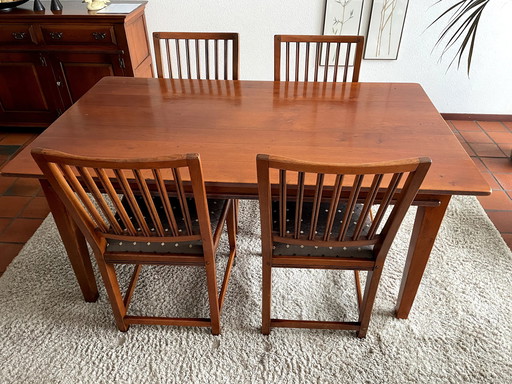 Manor Furniture Dining Room Set