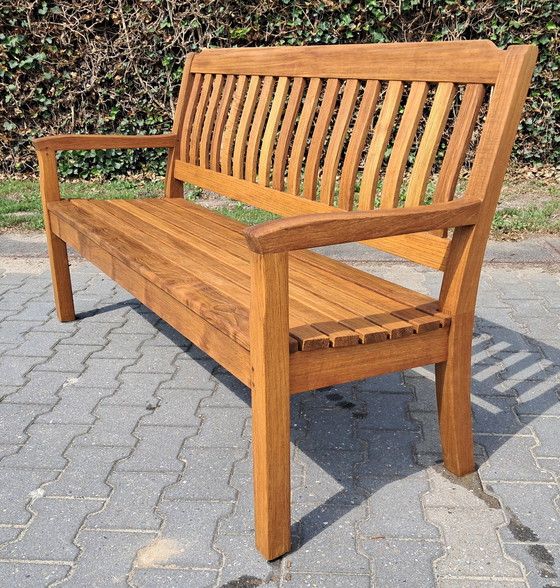 Image 1 of Gloster teak garden bench 150 cm wide