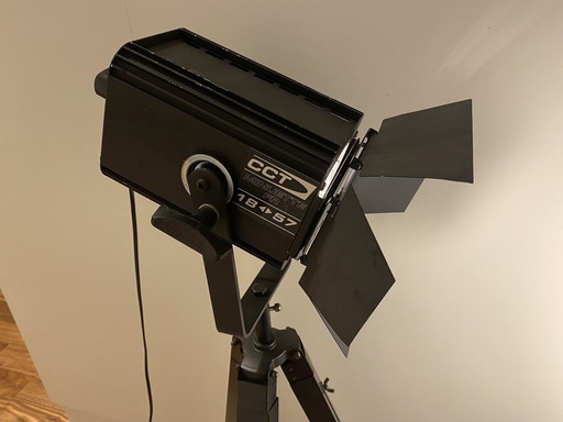 Industrial Theater Spot On Adjustable Wooden Tripod - Dimmable Led