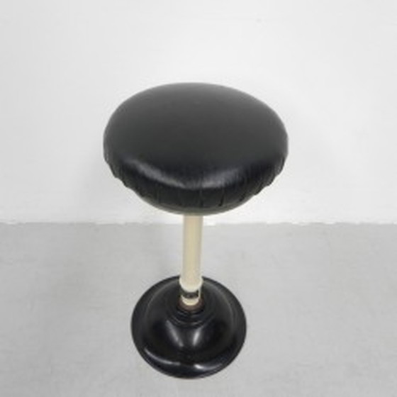 Image 1 of Tabouret de dentiste, tabouret d'opération, tabouret mobile par Ritter - 1930s