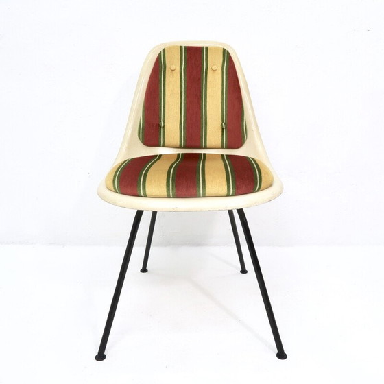 Image 1 of Vintage fiberglass chair by Charles and Ray Eames for Herman Miller and Vitra, 1960