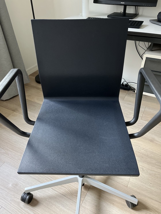 Image 1 of Vitra .04 Mvs Office Chair