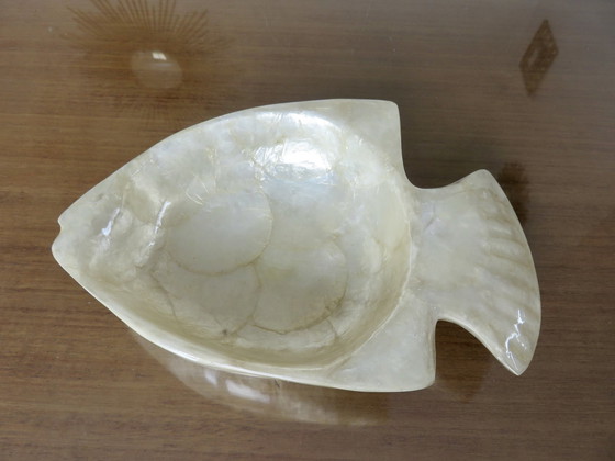 Image 1 of Vide Poche " Poisson " In White Mother-of-Pearl