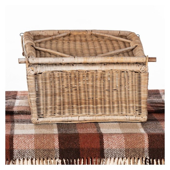 Image 1 of Vintage wicker picnic basket and seat, 1950s
