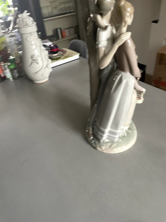 Image 1 of Lladro Statue "La Familia"