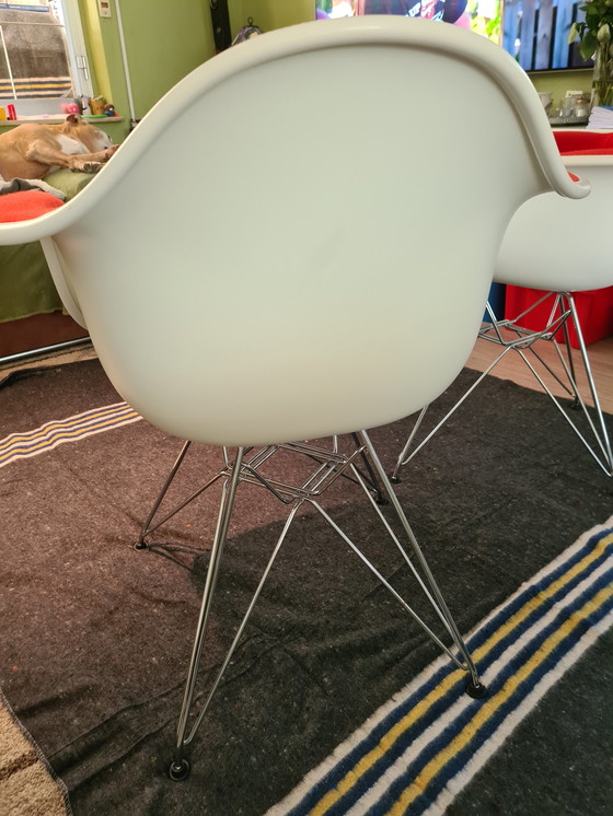 Image 1 of 2 x Charles & Ray Eames DAL chairs by Vitra