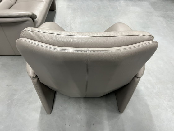 Image 1 of Leolux Catalpa Armchair high Senso Leather