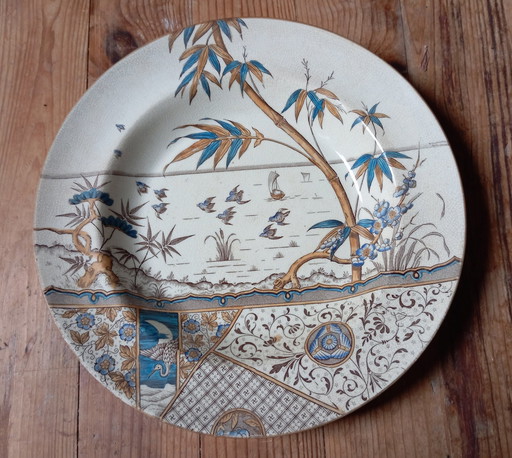 Antique Earthenware Hollow Dish, Circa 1885, Tropical Decor From Gildea & Walker / England