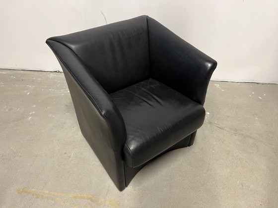 Image 1 of Fauteuil club Jori en cuir noir