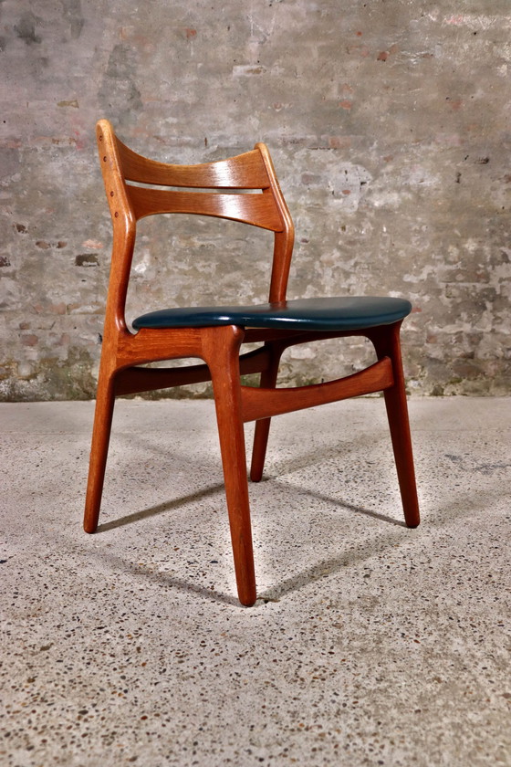 Image 1 of 4X Erik Buch - Model 310 Chair